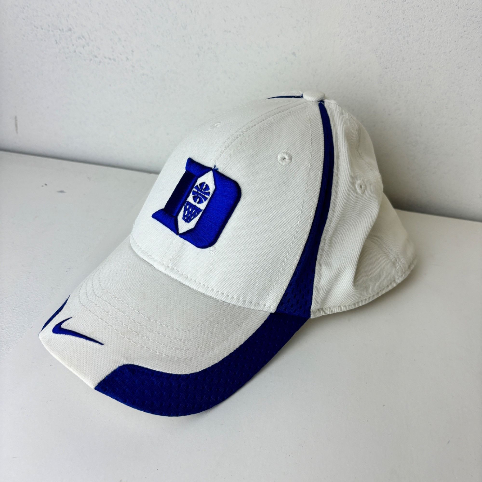 Nike Nike X NFL Duke Blue Devils White Hat Size ONE SIZE - 1 Thumbnail
