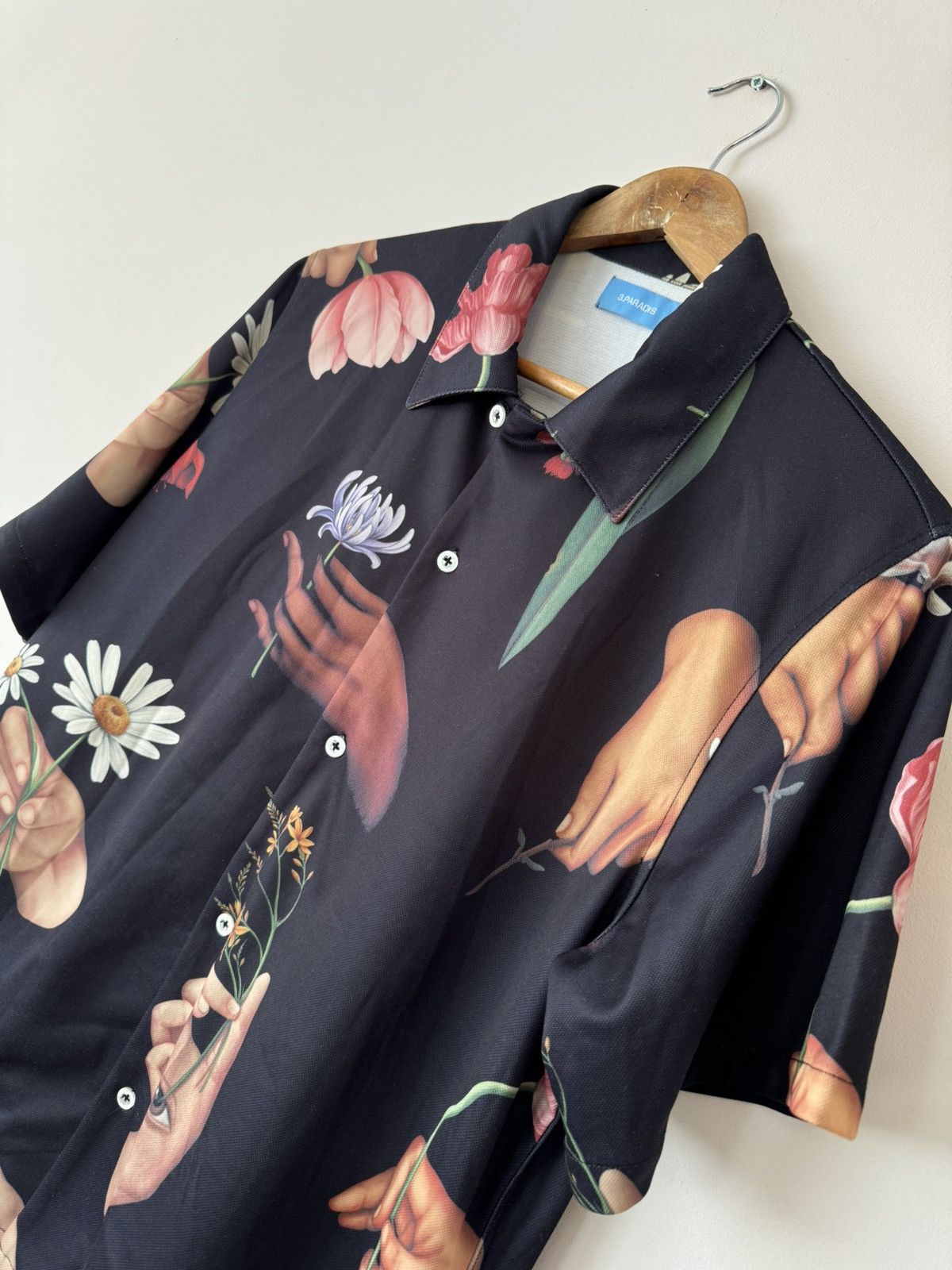 3.PARADIS 3.PARADIS 12 Ways Of Holding A Flower Shirt Size US M / EU 48-50 / 2 - 11 Thumbnail