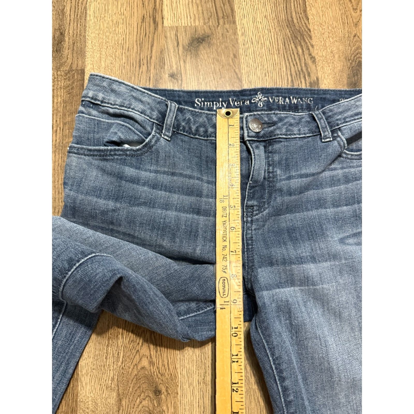 Vintage Simply Vera Vera Wang Jeans Women Size 8 Blue Denim Straight Leg Mid Rise 5-Pocket Design Stretch Size 30" / US 8 / IT 44 - 7 Thumbnail