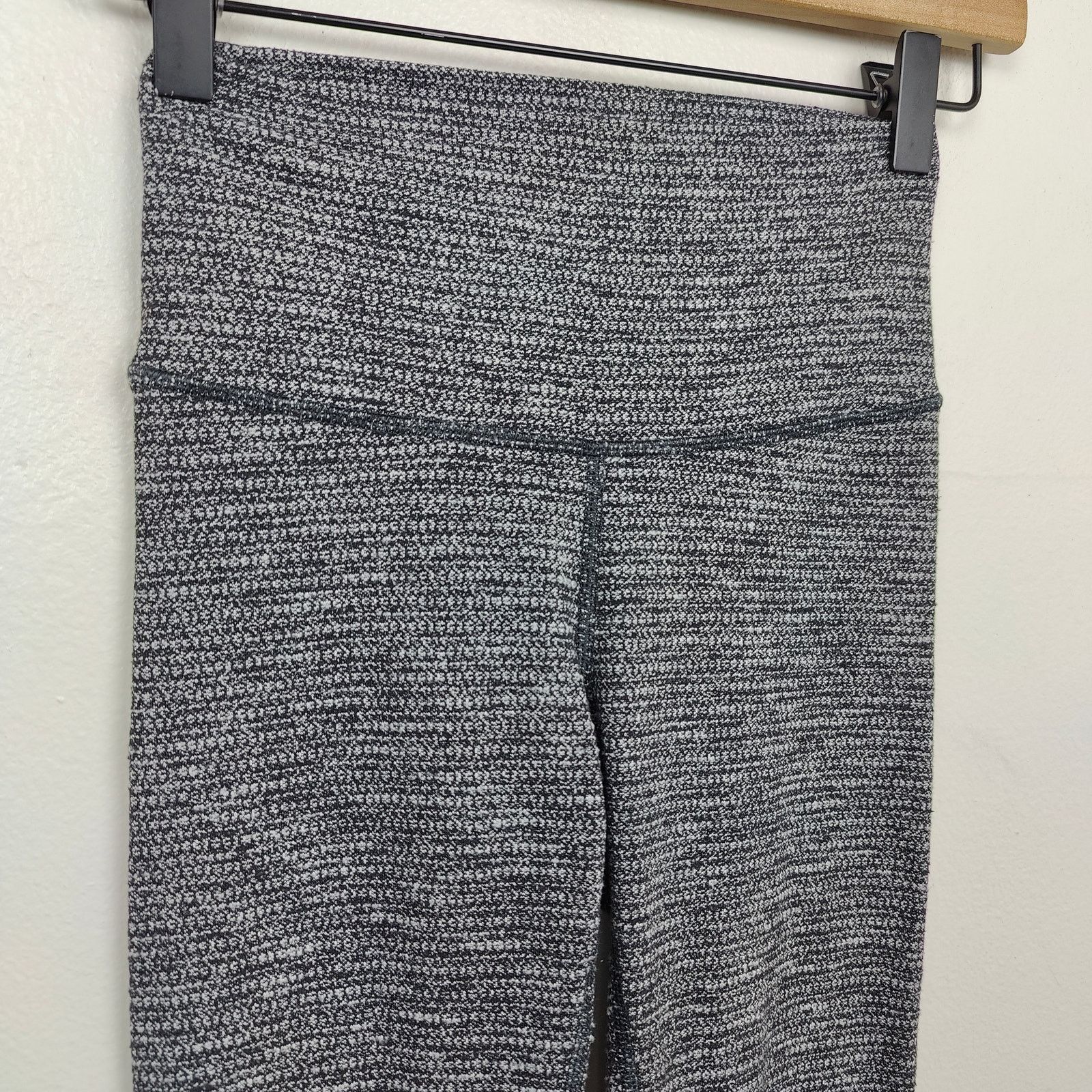 Lululemon Lululemon Wunder Under Leggings Womens 4 Luon Variegated Size 27" / US 4 / IT 40 - 2 Thumbnail