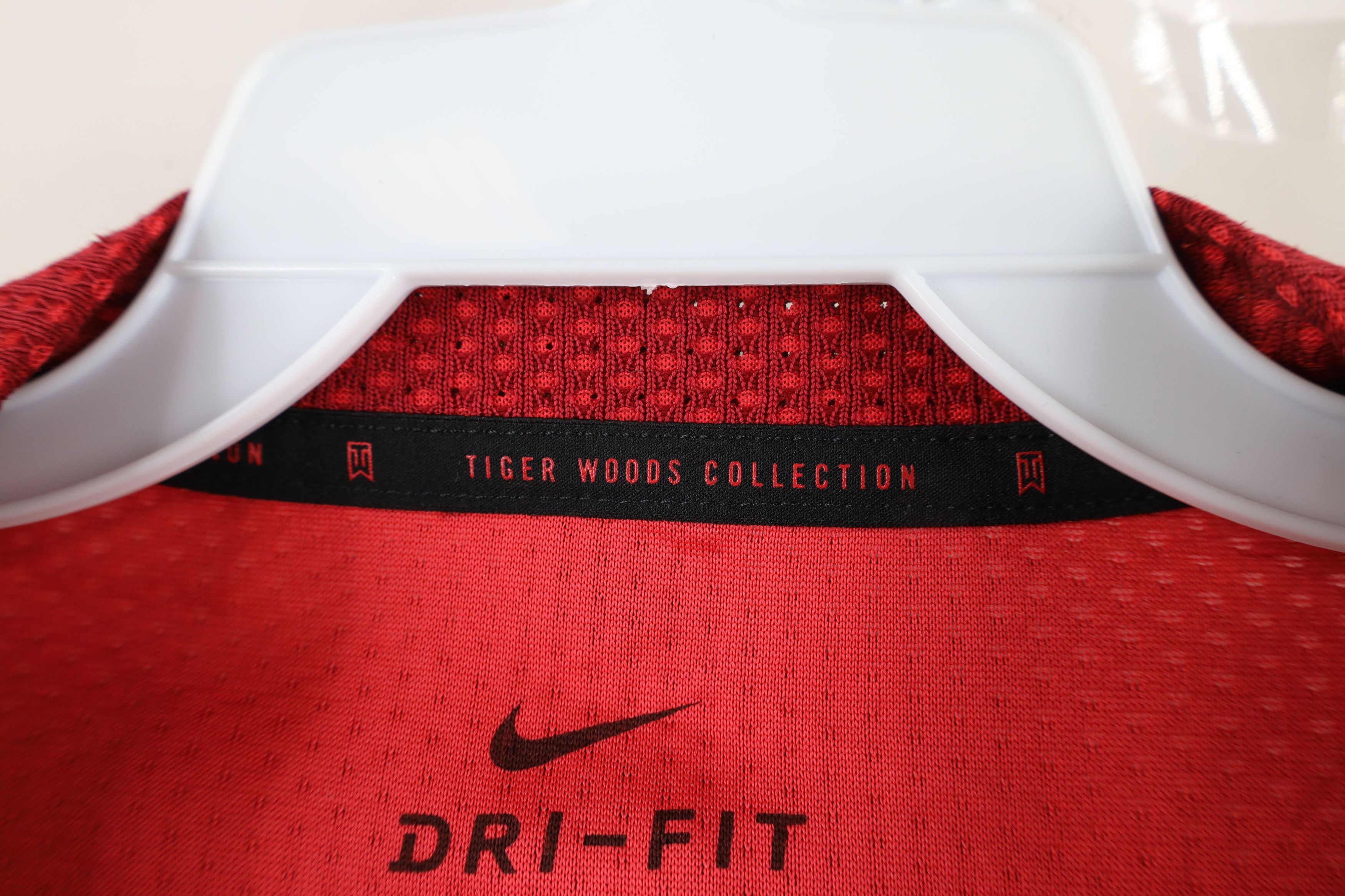 Nike × Vintage Nike Tiger Woods Detroit Pistons Basketball Henley T-shirt Size US XL / EU 56 / 4 - 7 Thumbnail