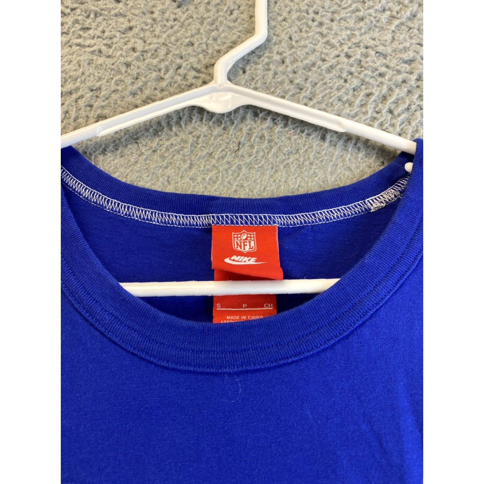 Nike VINTAGE Nike NFL Football T-Shirt Men’s S White Broncos Retro Football Fan Gear Size US S / EU 44-46 / 1 - 3 Thumbnail