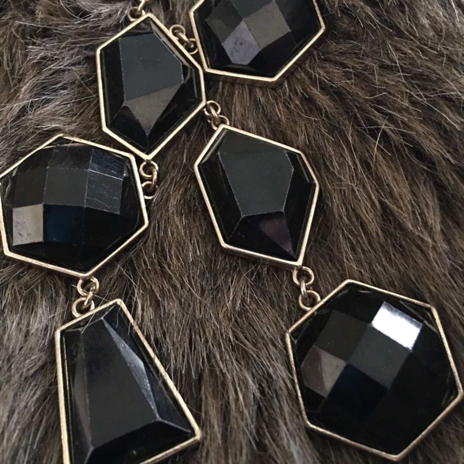 Jewelry Large black geometric faceted stone chandelier necklace Size ONE SIZE - 6 Thumbnail