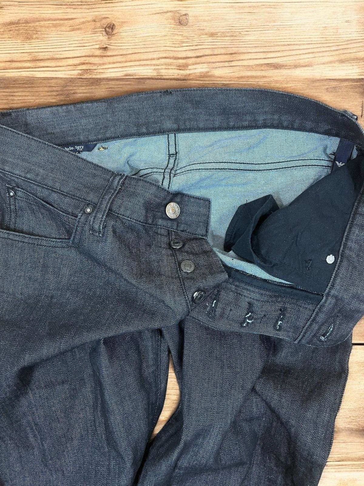 Emporio Armani Emporio Armani Jude Sexy Fit jeans size: W30 L32 Size US 30 / EU 46 - 5 Thumbnail