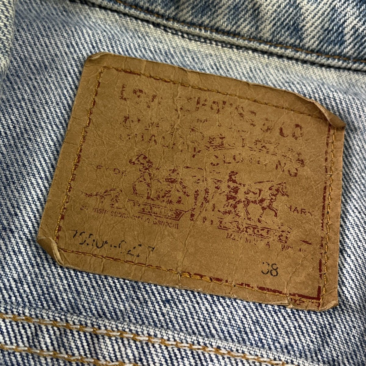 LVC × Levi's Vintage Clothing × Vintage Vintage Levis Trucker Denim Jacket Distressed Skull Patches Size US M / EU 48-50 / 2 - 20 Thumbnail