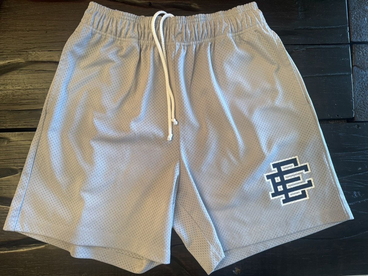 Eric Emanuel Eric Emanuel Shorts (Yankees Colorway) Size US 32 / EU 48 - 1 Thumbnail