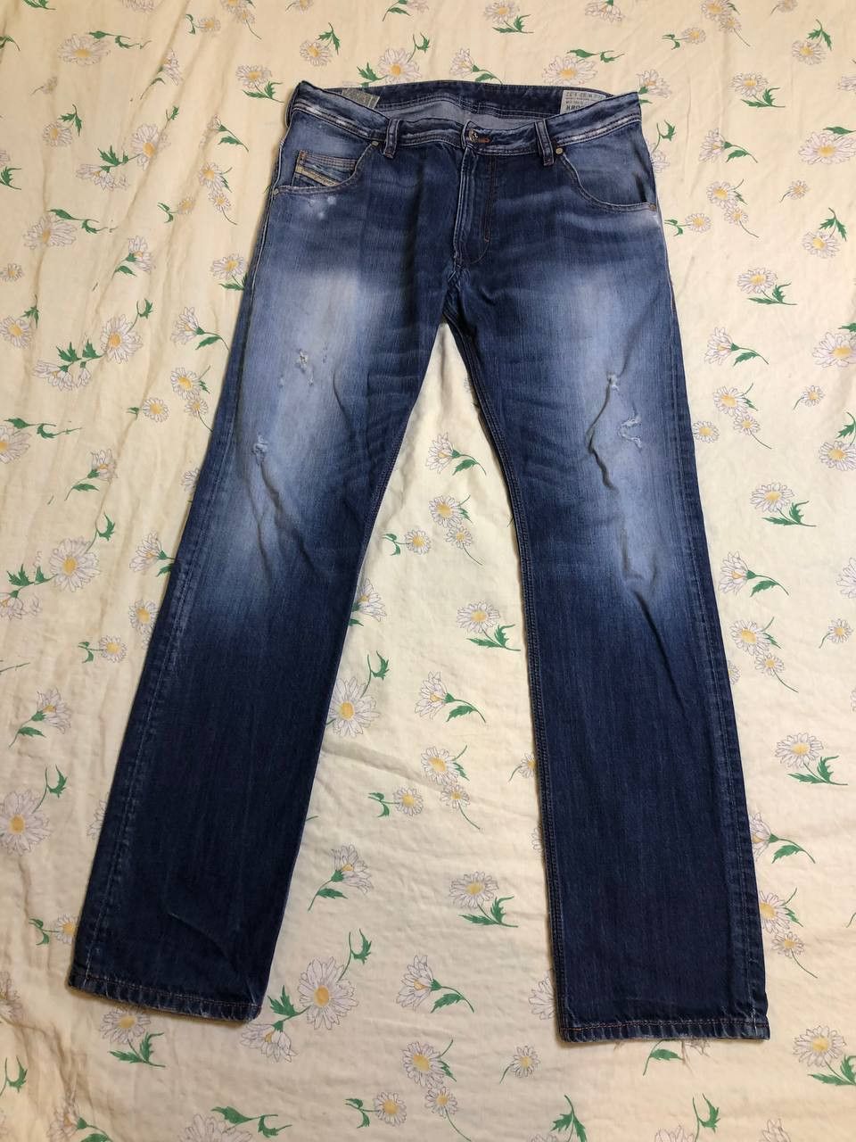 Diesel DIESEL Krooley Regular Slim-Carrot 0R83P Jeans Men's Size US 32 / EU 48 - 1 Thumbnail