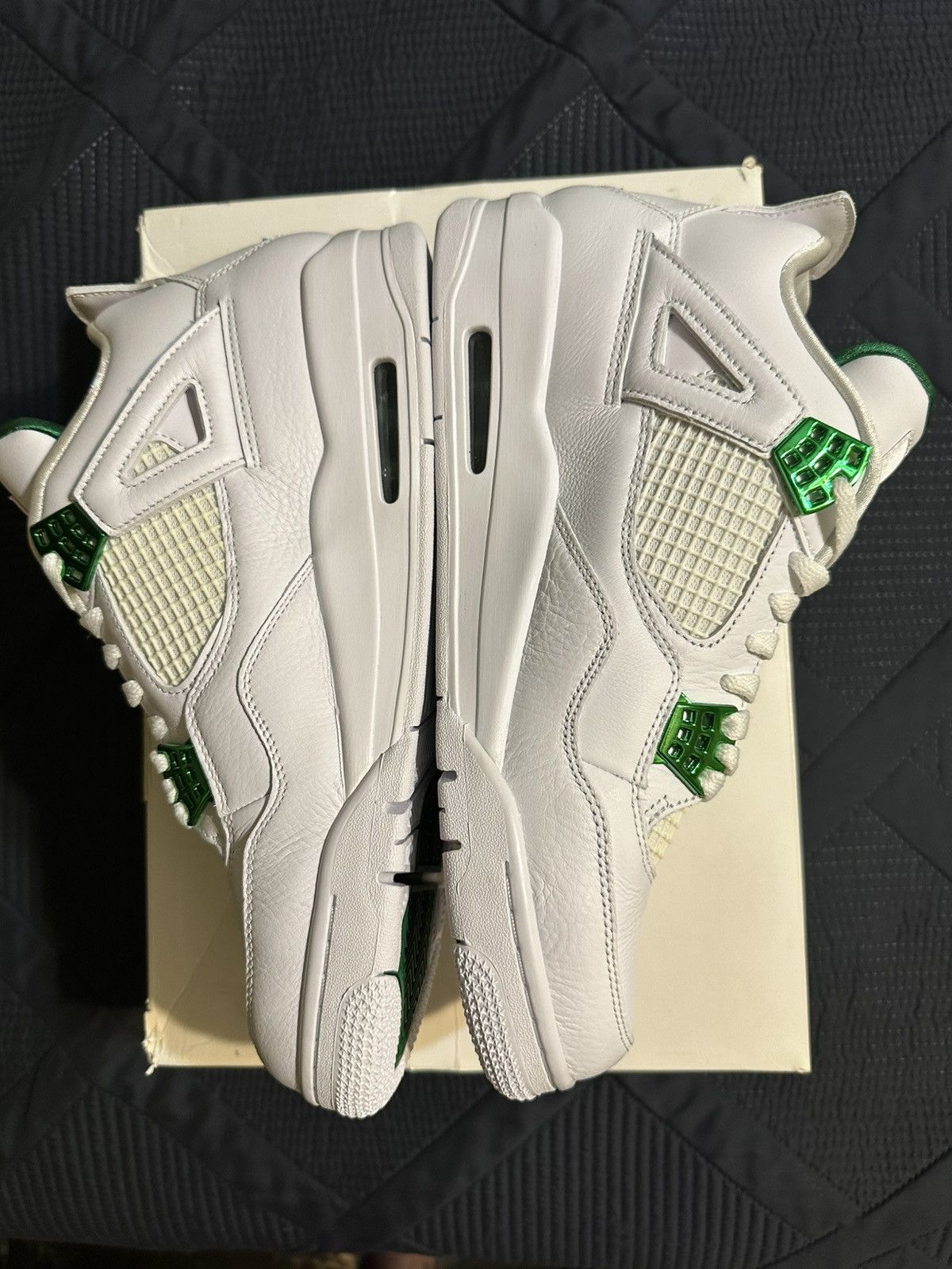 Air Jordan 4 “Metallic Green” (2020)