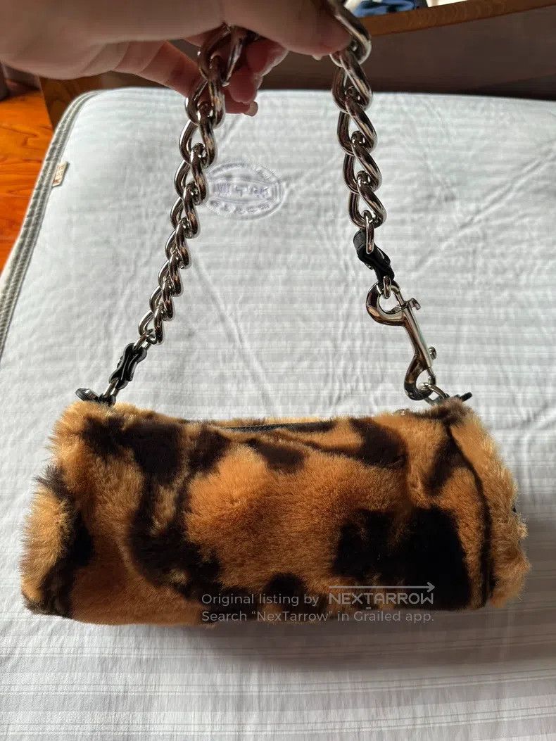 Vivienne Westwood Vivienne Westwood size os Cindy zipper closure leopard prin Size ONE SIZE - 7 Thumbnail