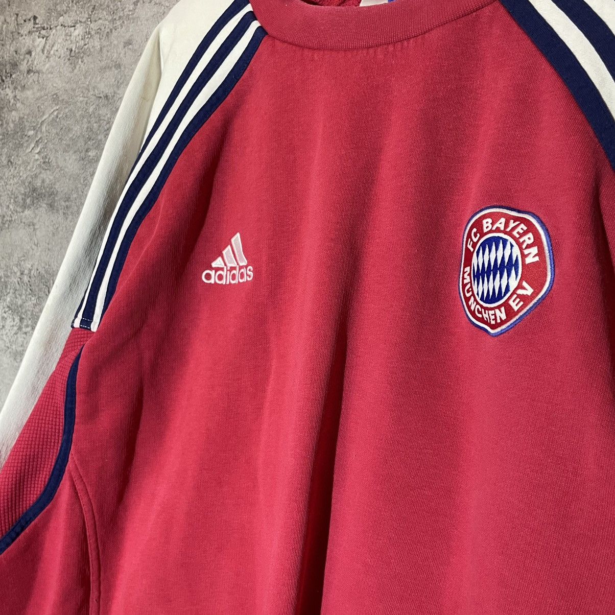 Adidas Vintage Adidas Fc Bayern Munich Sweatshirt Retro 90s Size US XL / EU 56 / 4 - 6 Thumbnail