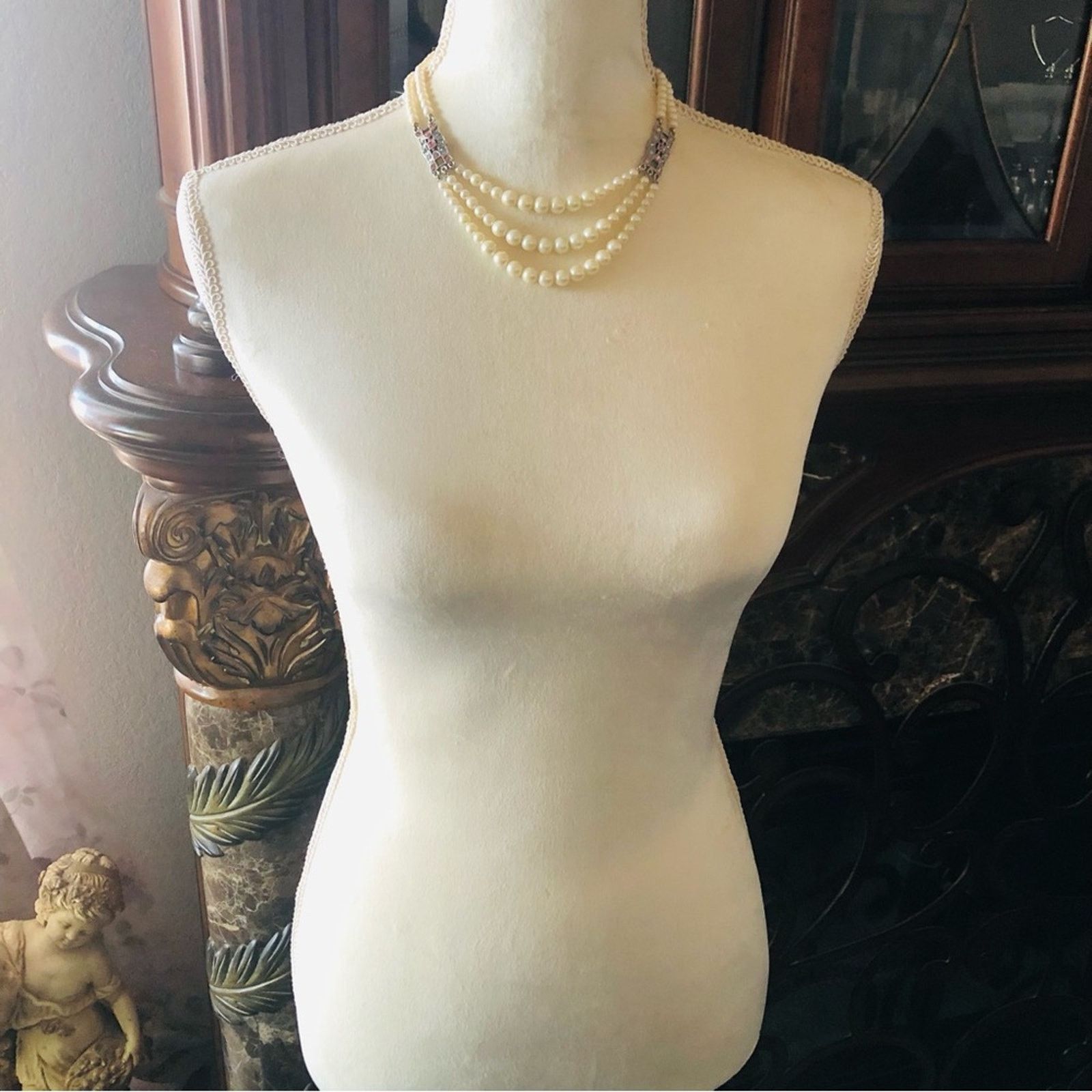 Vintage Vintage 1928 elegant classy pearl necklace and earring set Size ONE SIZE - 7 Thumbnail