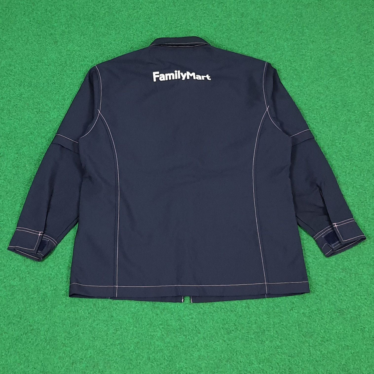 Japanese Brand Vintage Family Mart Japan Store Staff Jacket Uniform Size US M / EU 48-50 / 2 - 3 Thumbnail