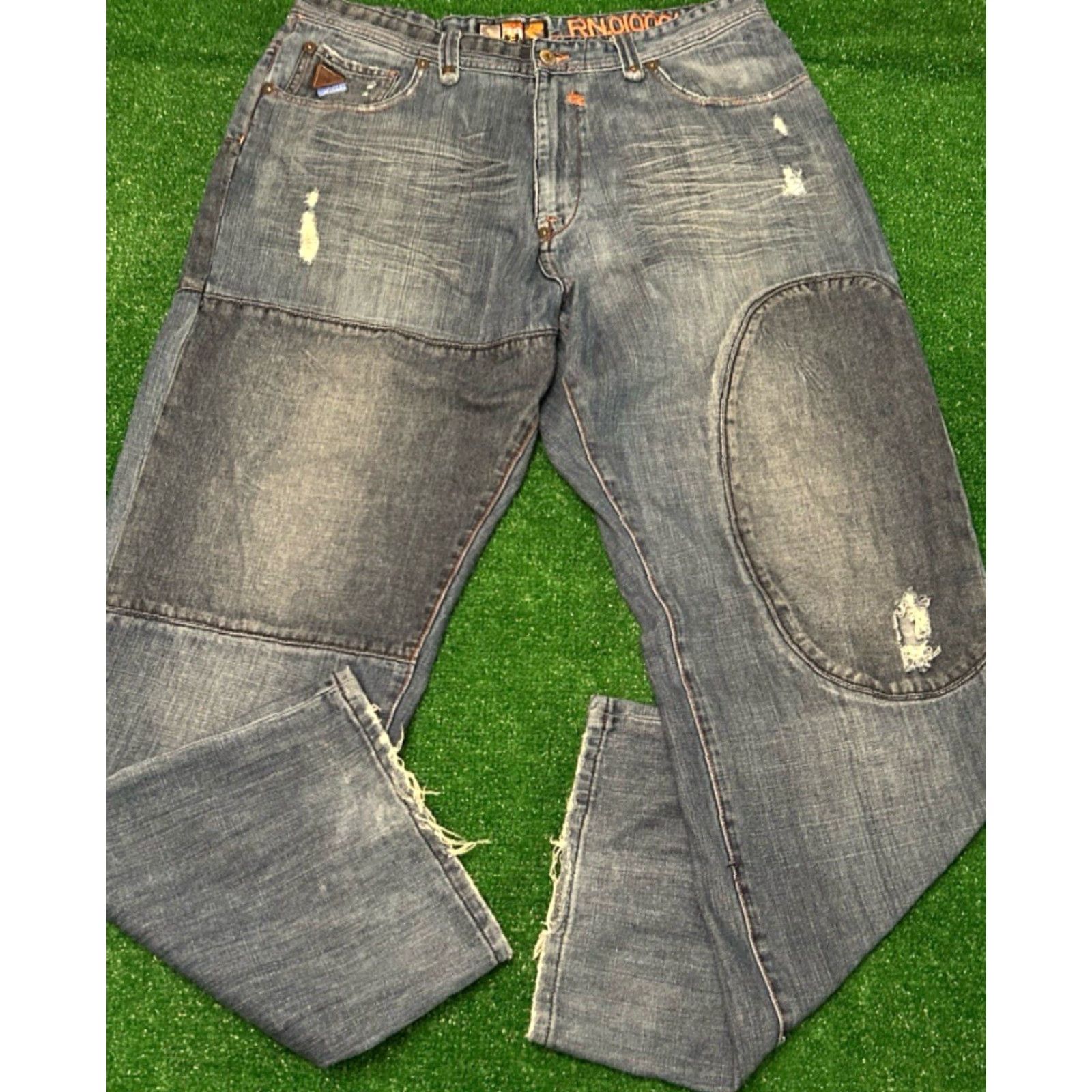 Akademiks VINTAGE Akademiks Jeans Baggy Grunge Skater Y2K VTG Mens Size 38 Distressed Jeans 38X32 Distressed Black Denim Wide-Leg Relaxed Men Size US 38 / EU 54 - 3 Thumbnail