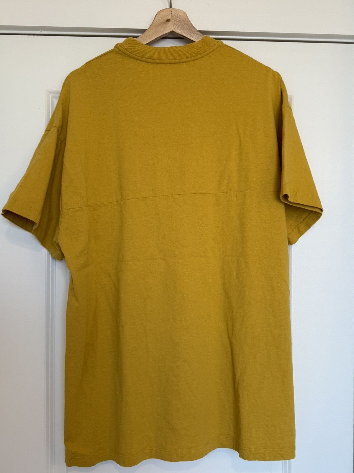 John Elliott Mustard Mock Size US L / EU 52-54 / 3 - 9 Thumbnail