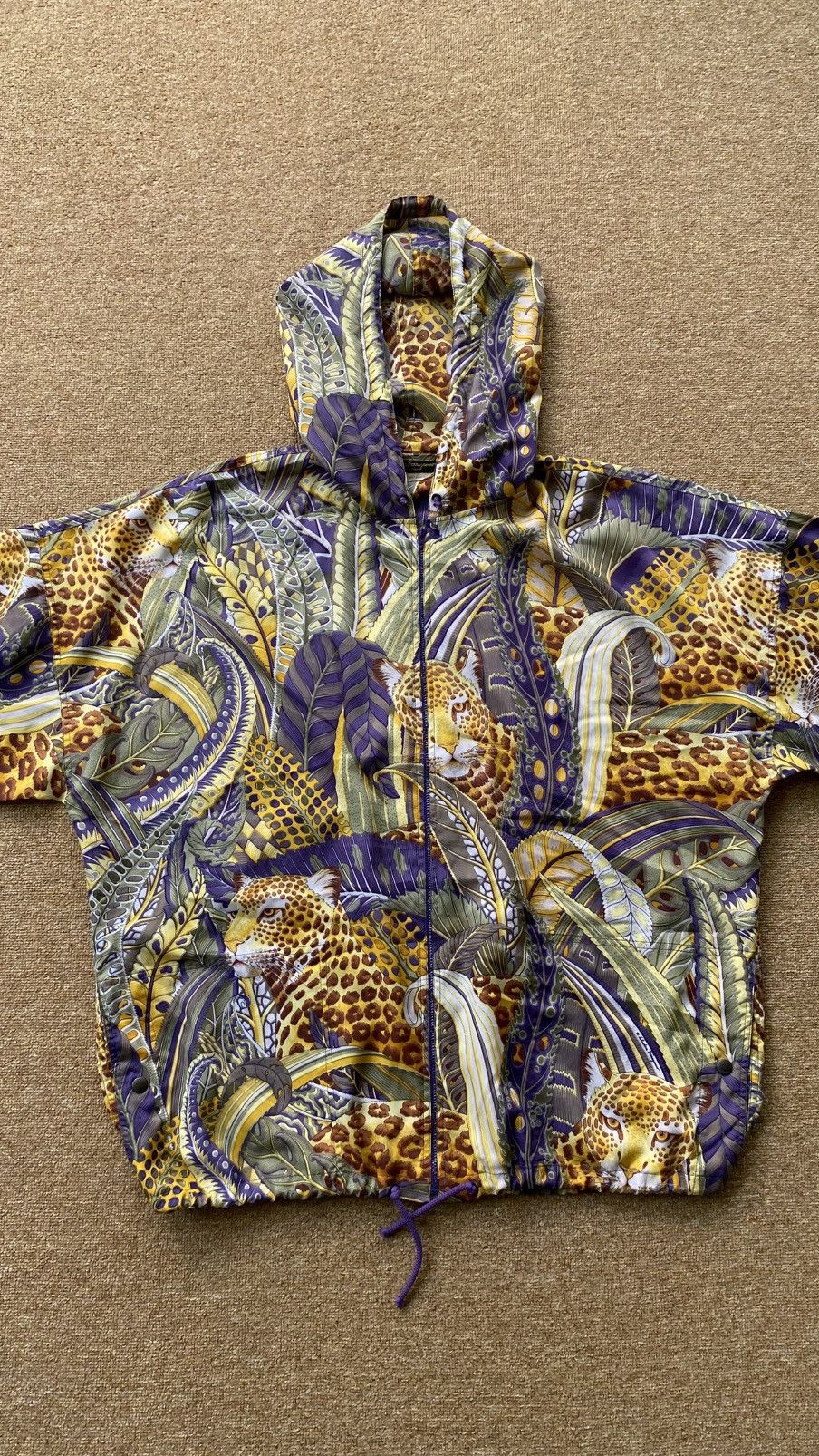 Salvatore Ferragamo VINTAGE SALVATORE FERRAGAMO LEOPARD NYLON JACKET Size US M / EU 48-50 / 2 - 3 Thumbnail