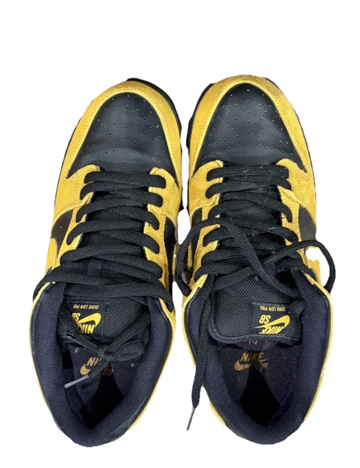 Nike Nike SB Dunk Low Pro Iowa University Gold/Black Size 8.5 Size US 8.5 / EU 41-42 - 3 Thumbnail