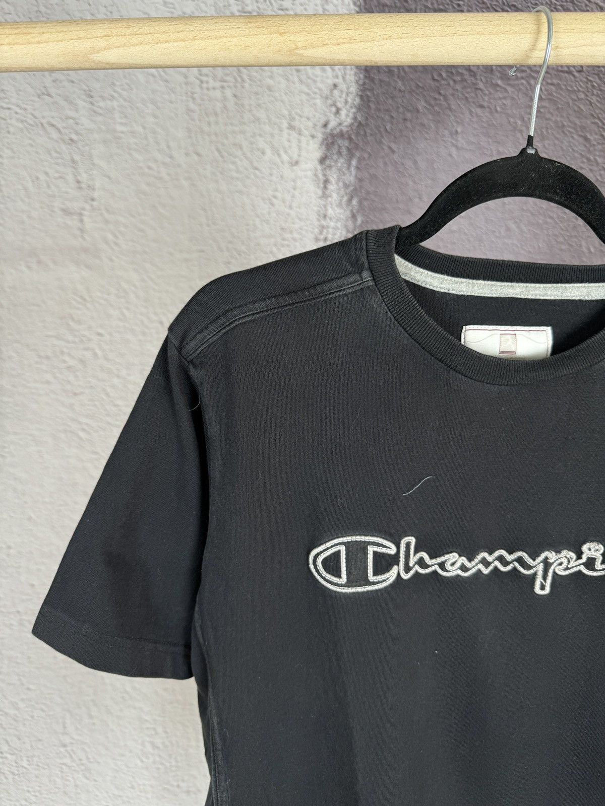 Champion Champion vintage big logo embroidered tee shirt Size US M / EU 48-50 / 2 - 3 Thumbnail
