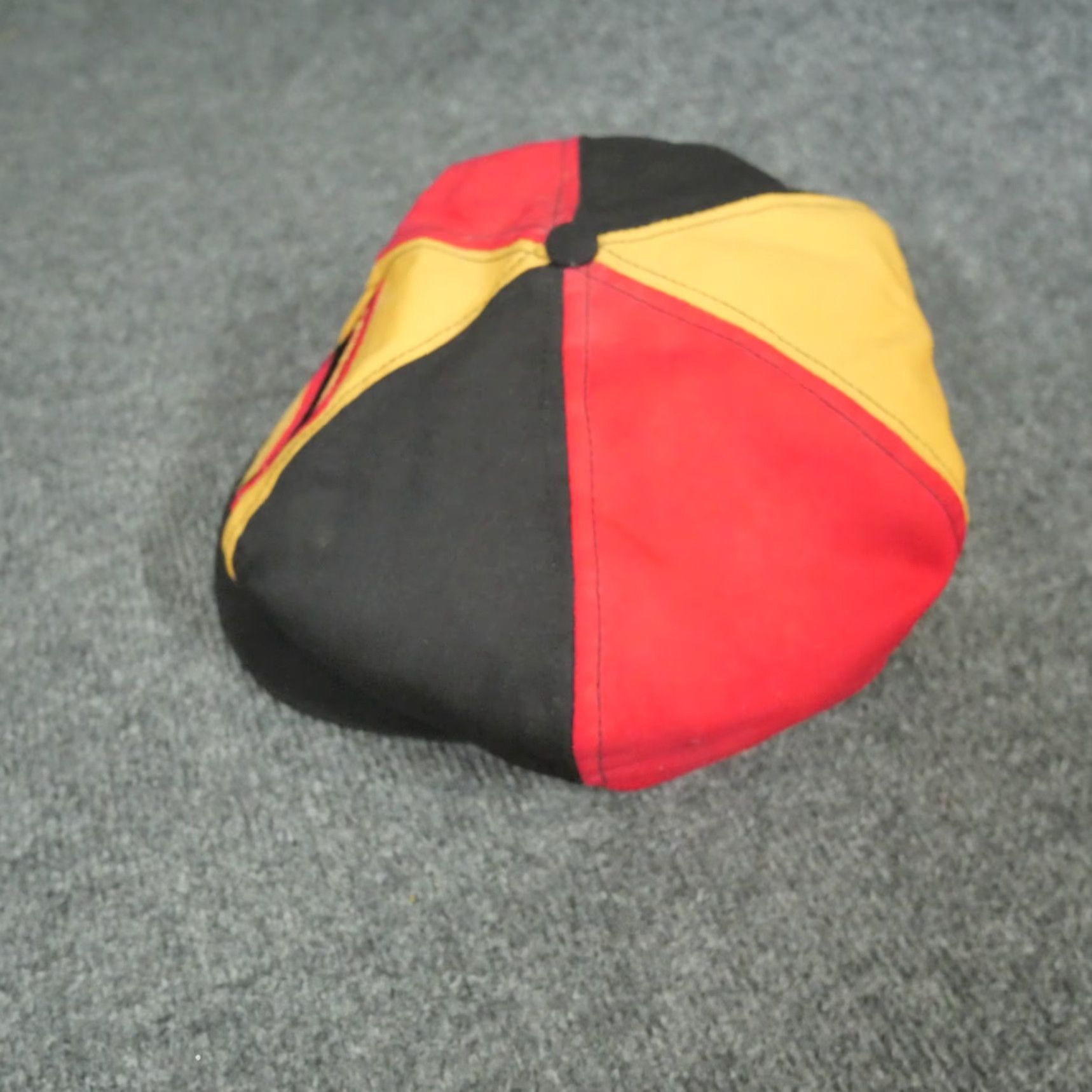 Vintage VINTAGE Germany Hat Cap Adult Red Yellow Black Newsboy Snap Back Newsboy Cap 90s Mens Corduroy Adjustable Red Germany Hat Cap Size ONE SIZE - 6 Thumbnail