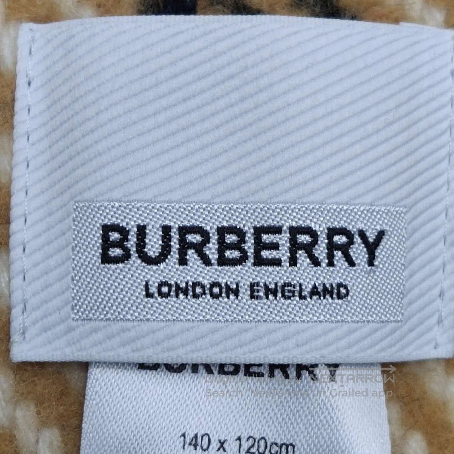 Burberry Burberry Wool. Size ONE SIZE - 4 Thumbnail