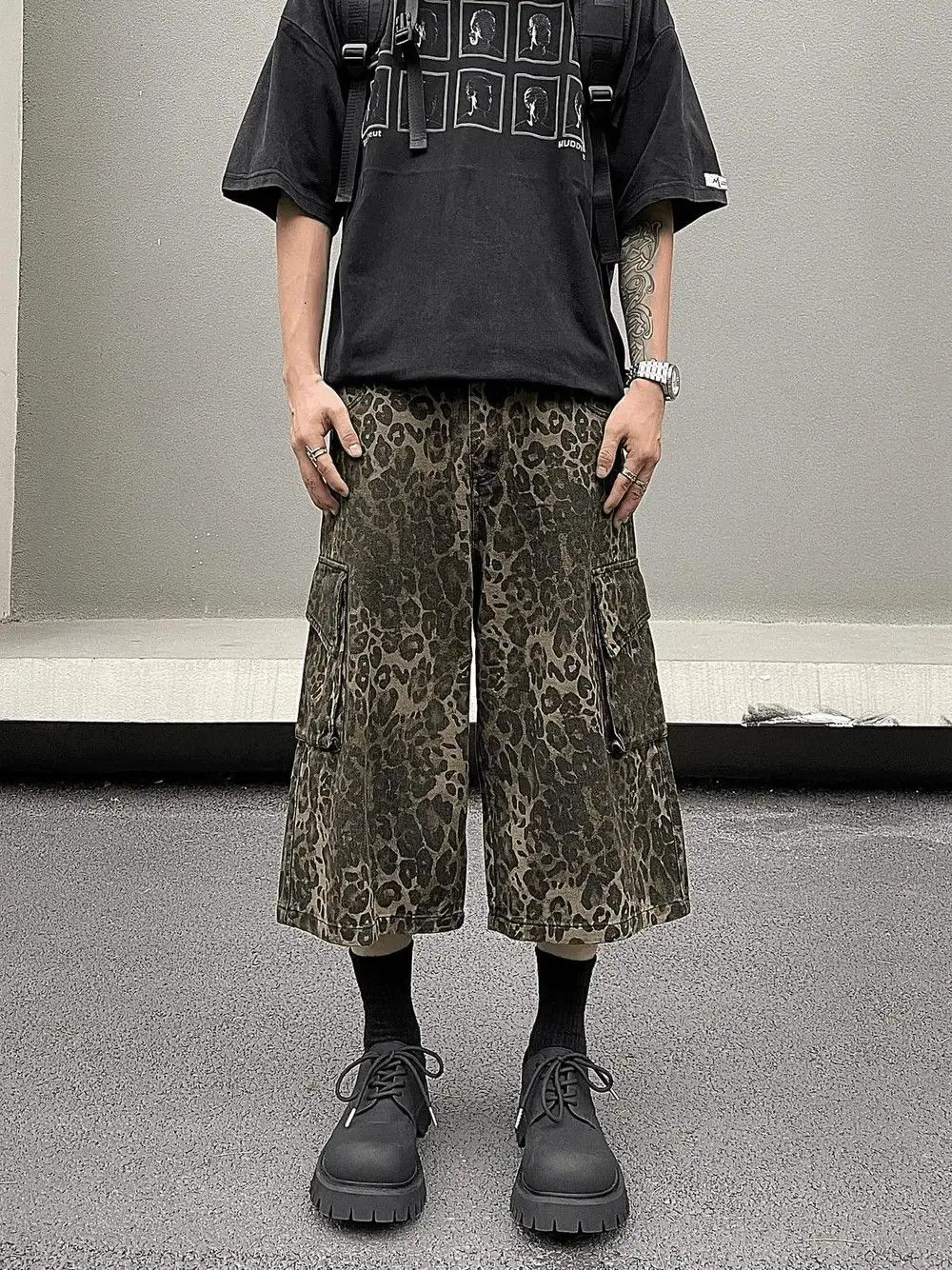 Japanese Brand × Jean Leopard Graphic Baggy Short s Size US 28 / EU 44 - 4 Thumbnail