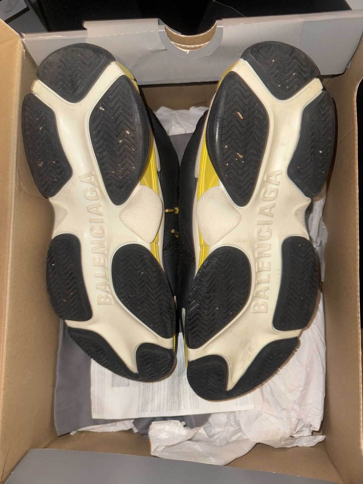 Balenciaga Black and Yellow Balenciaga Triple S Size US 8 / EU 41 - 3 Thumbnail