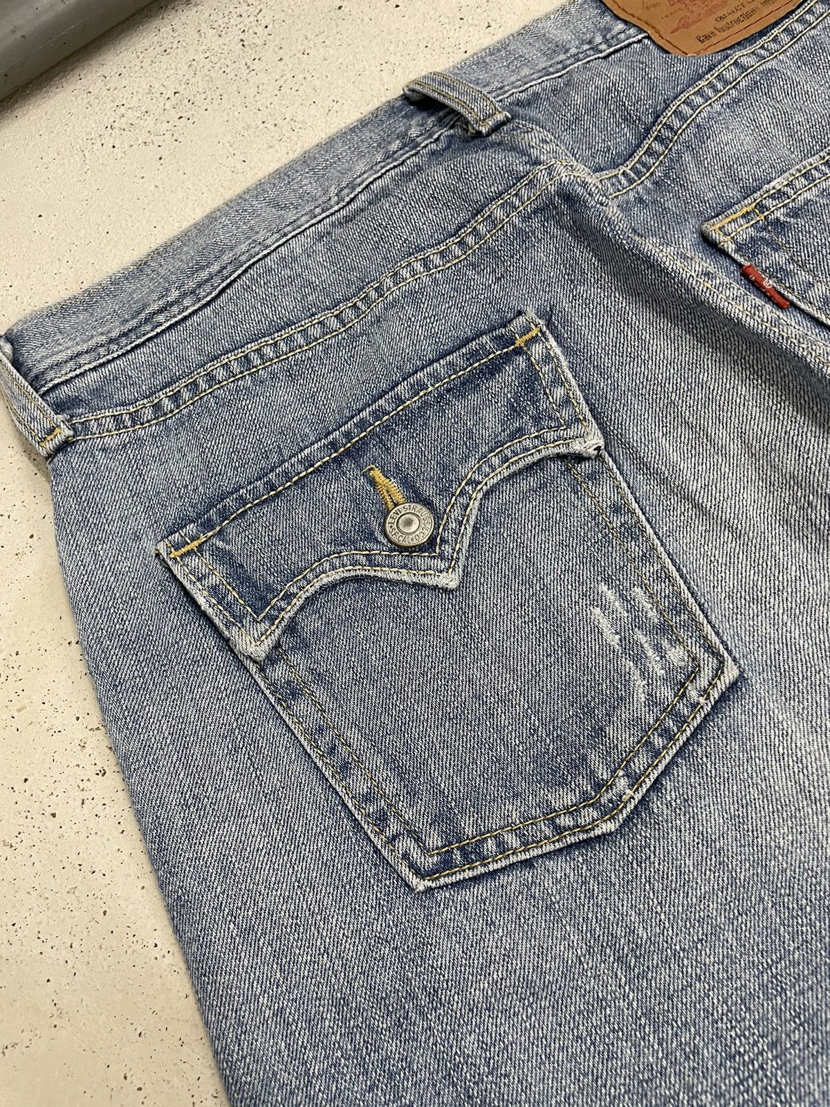 Levi's Levis 533 Distressed Clawmark Different Pocket Denim (AD3) Size US 30 / EU 46 - 17 Thumbnail