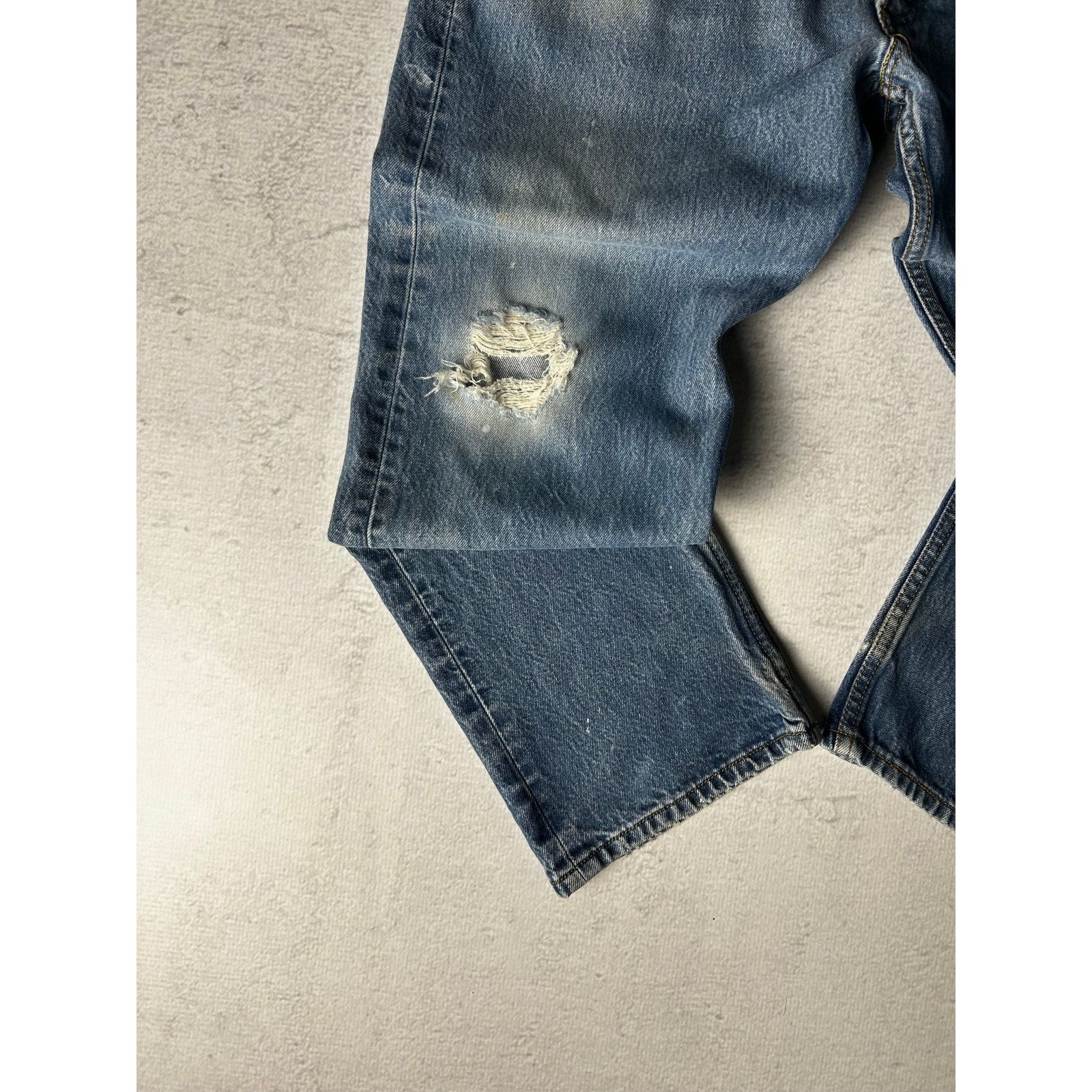 Levi's Vintage Levis Jeans - Blue Men's 38WX30L ,Men's Clothing Size US 38 / EU 54 - 4 Thumbnail