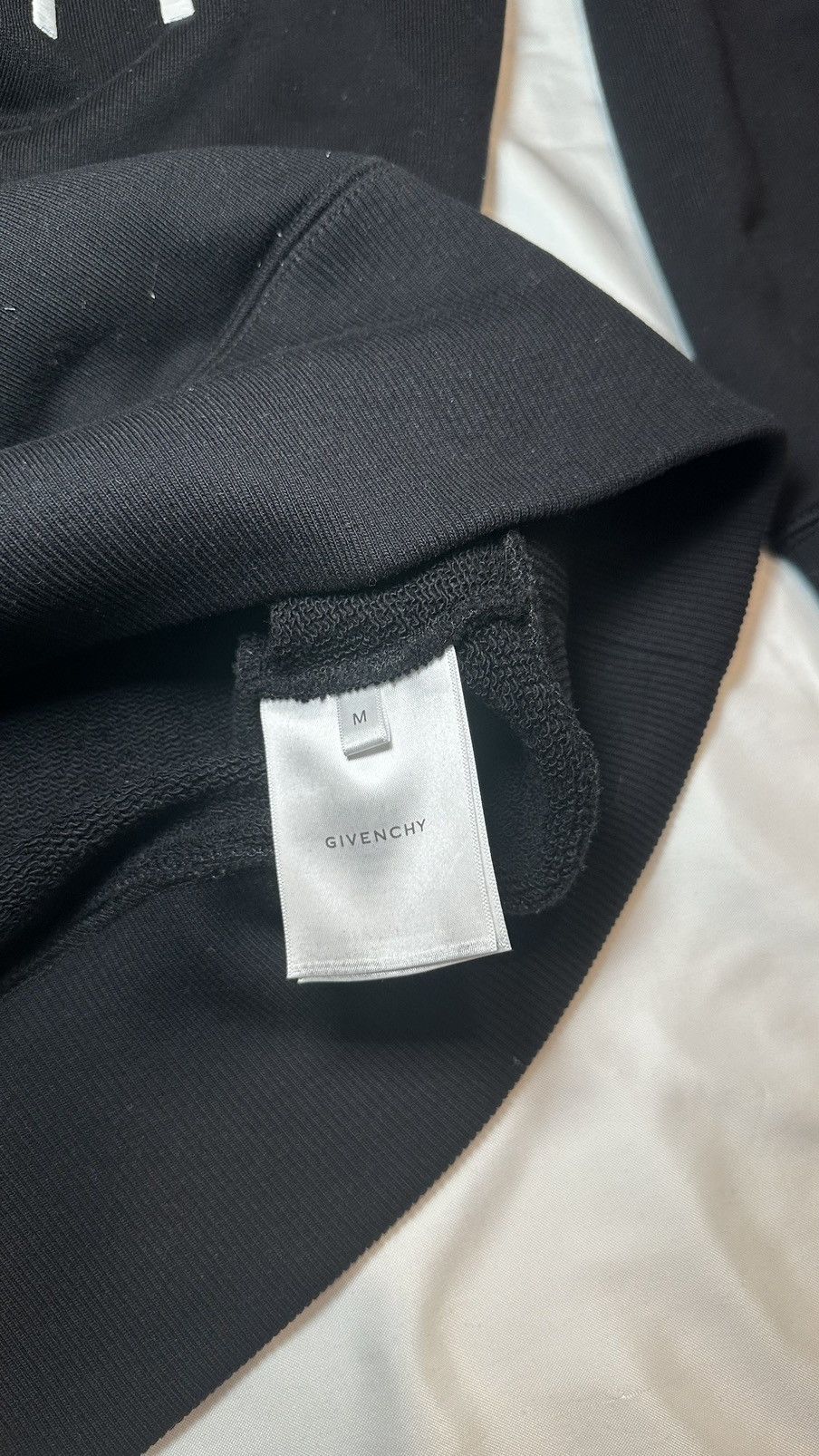 Givenchy Givenchy Black Hoodie Size US M / EU 48-50 / 2 - 5 Thumbnail