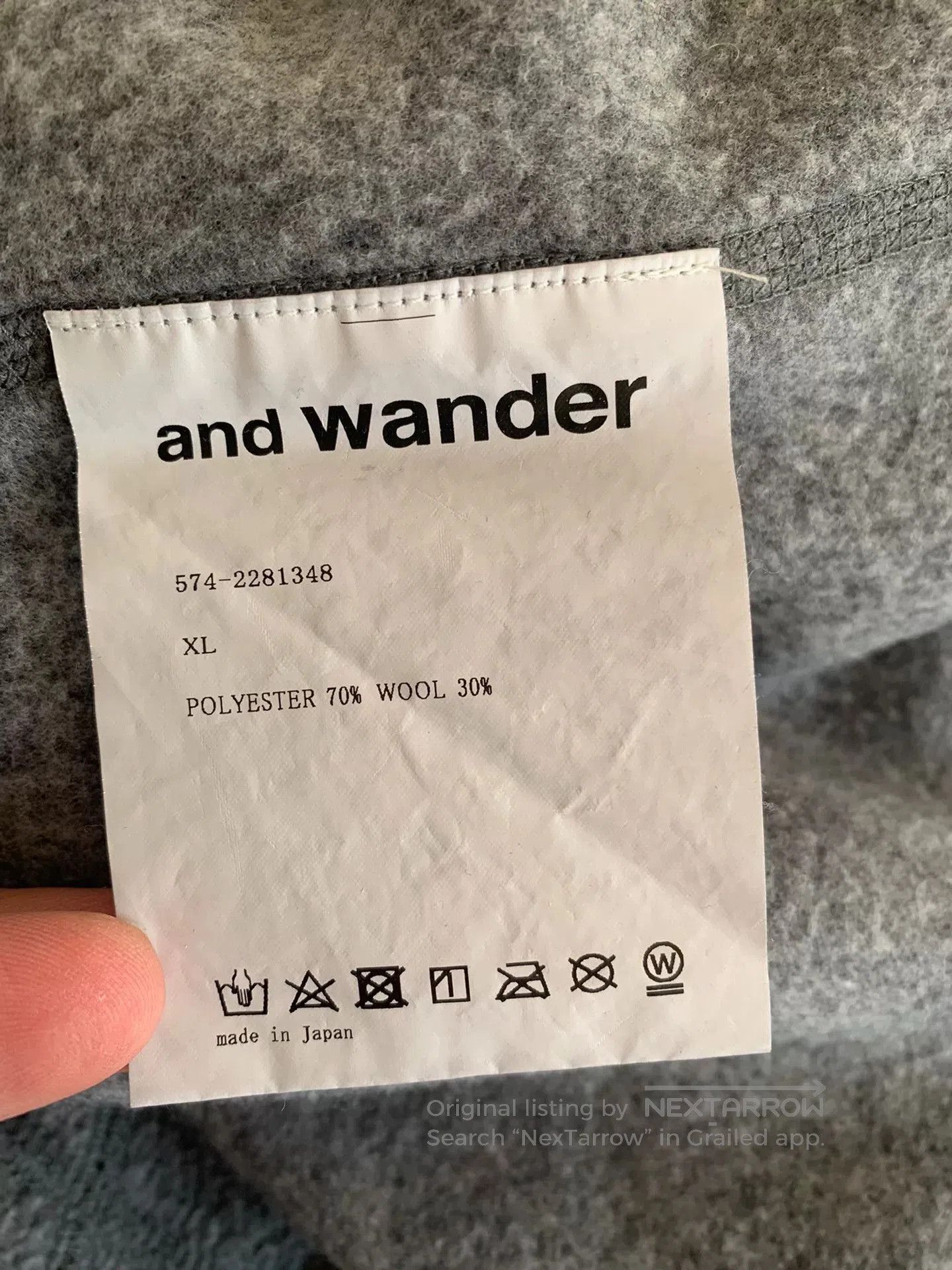 And Wander warm pullover with stand. Size US XL / EU 56 / 4 - 7 Thumbnail