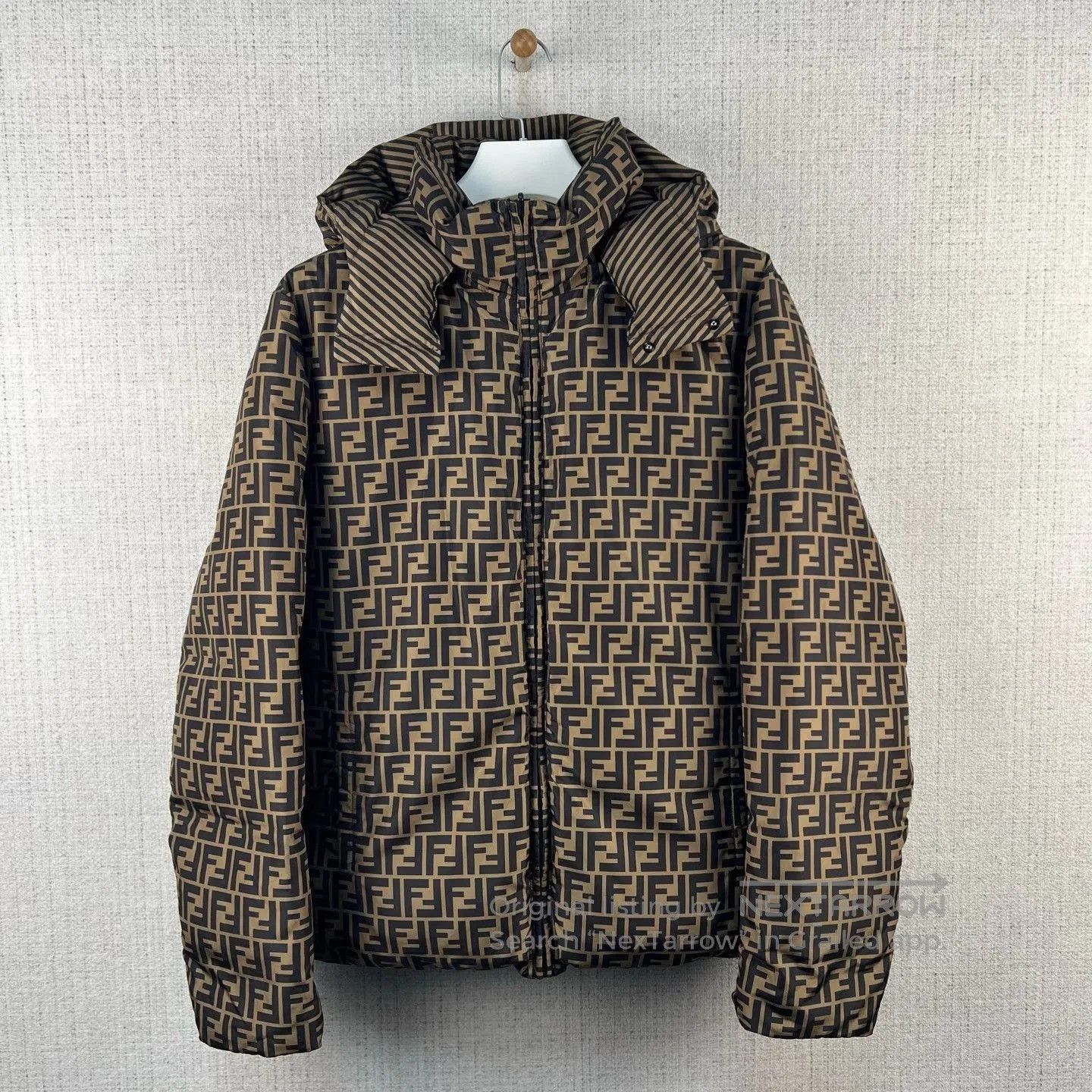 Fendi FENDI Monogram Reversible Hooded Down Jacket. Size US L / EU 52-54 / 3 - 1 Thumbnail