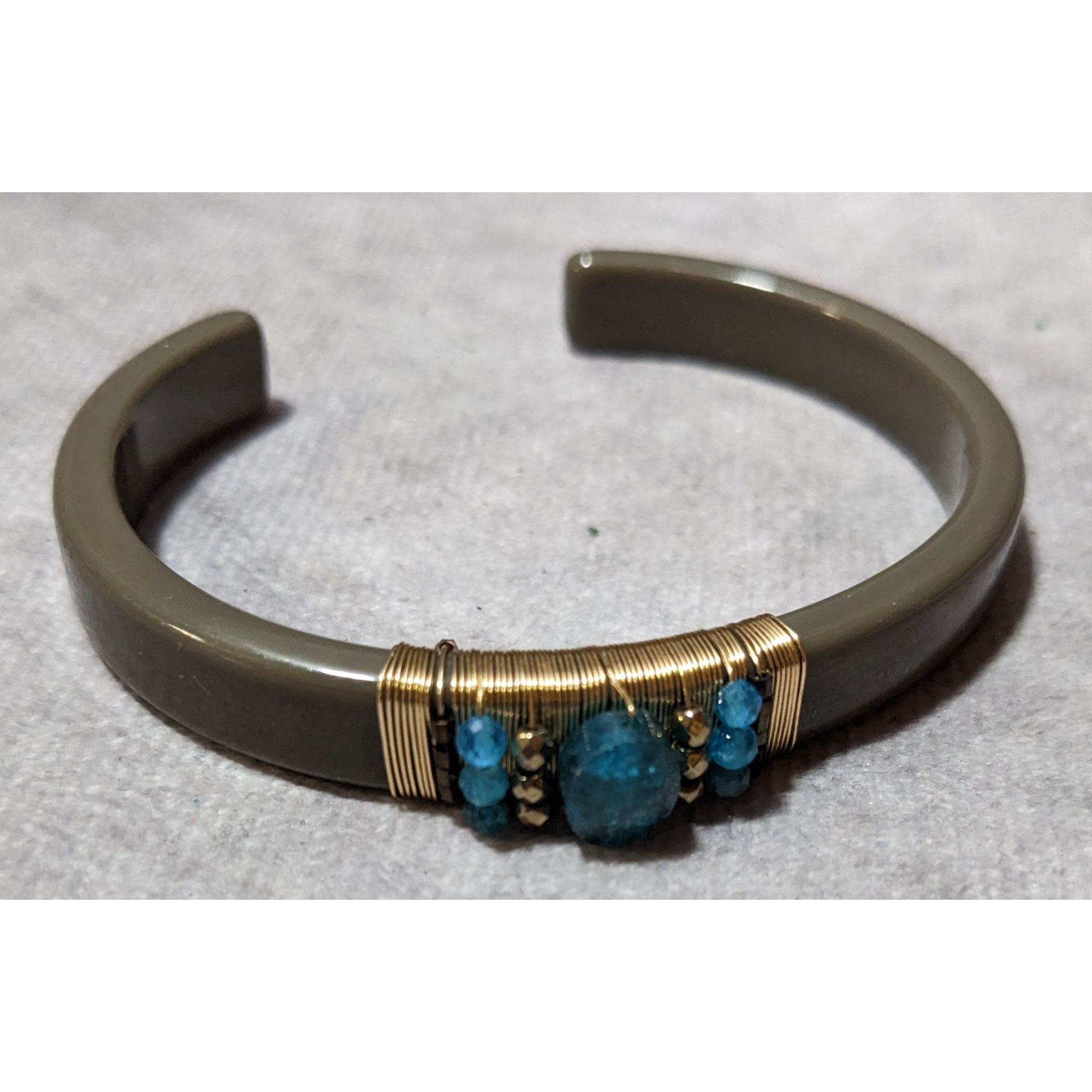 Other Zag Studious Grey And Gold Blue Gemmed Cuff Bracelet Size ONE SIZE - 7 Thumbnail