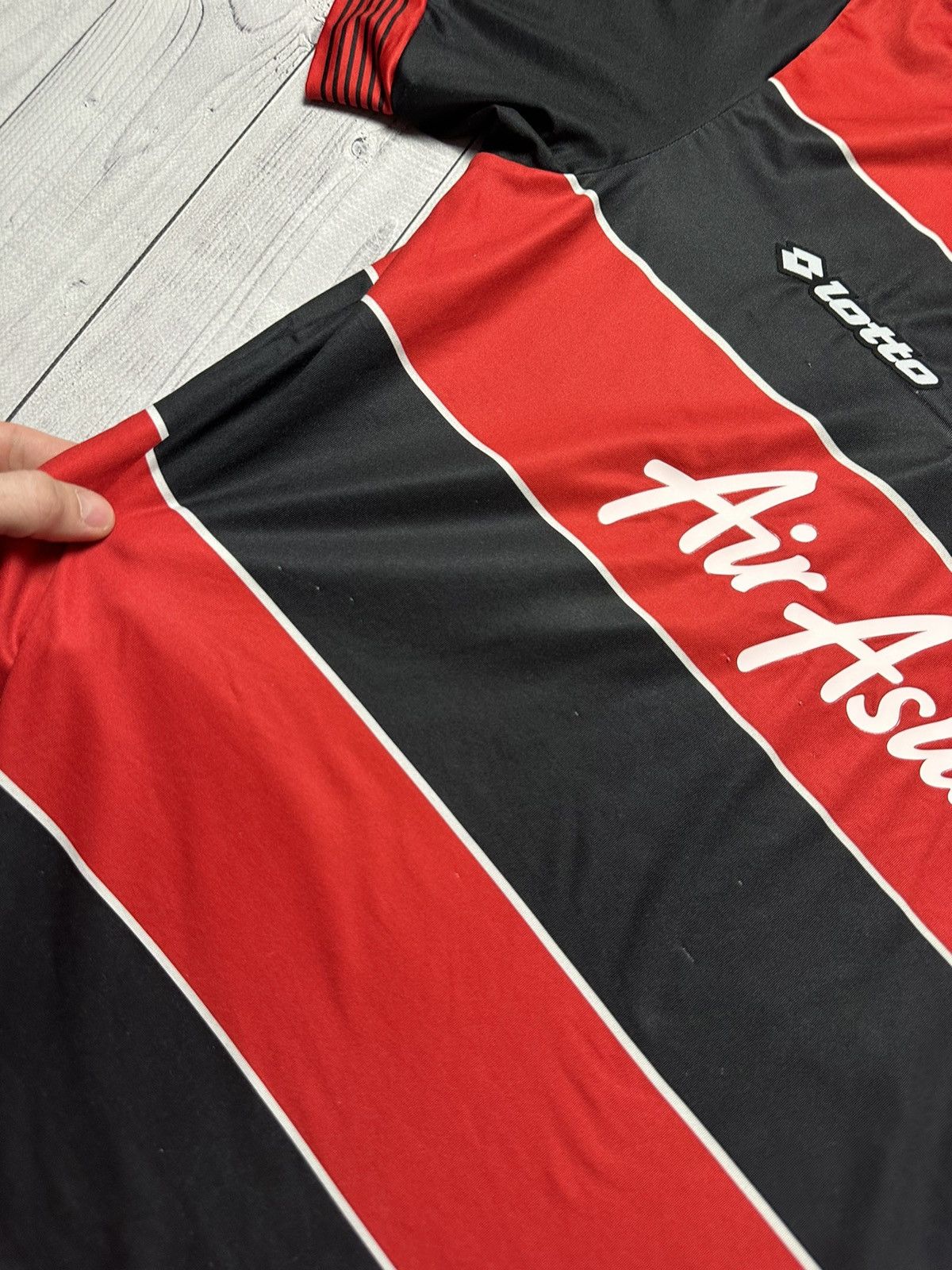 Lotto Sport × Vintage Vintage lotto soccer jersey Queens Park Rangers away Xs/S Size US S / EU 44-46 / 1 - 3 Thumbnail