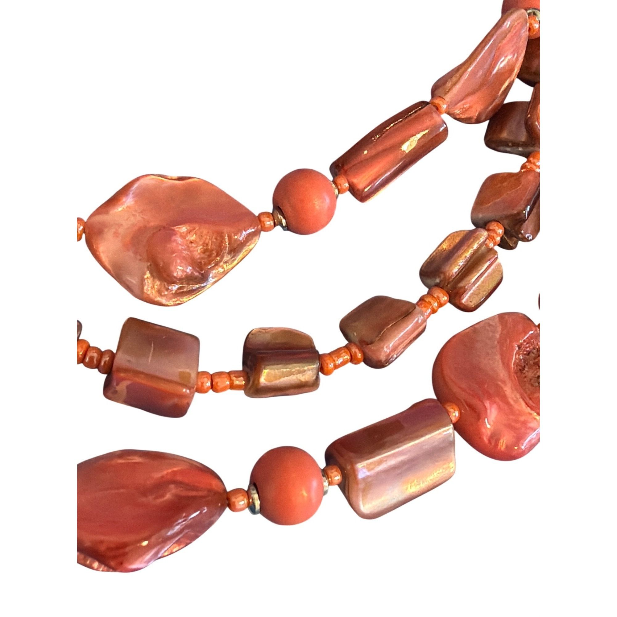 Other Vintage Peach Coral Dyed Shell Beads Necklace Leather Cord S Size ONE SIZE - 2 Thumbnail