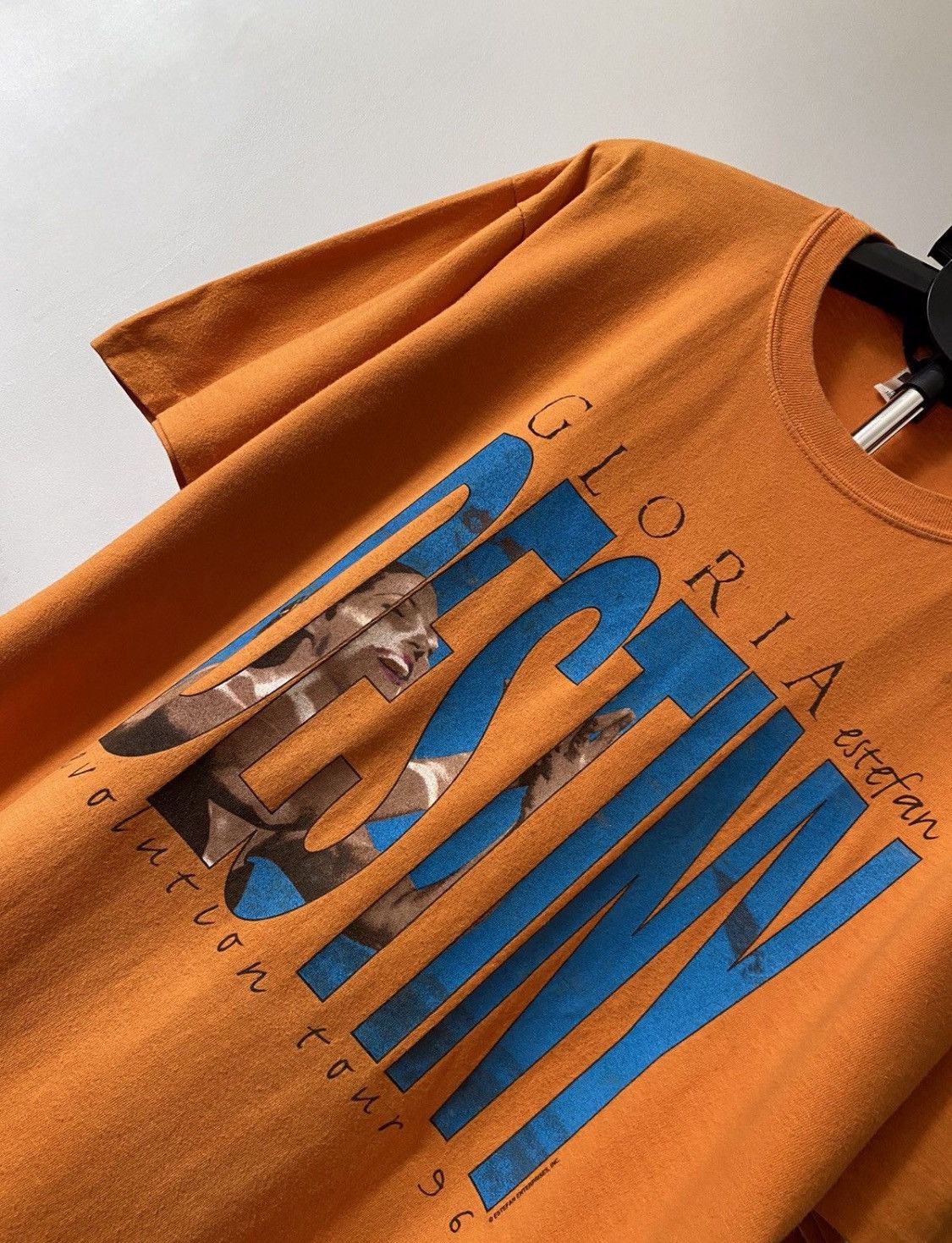 Band Tees × Vintage Gloria Estefan Destiny Vintage 1996 Tour Tee Size US XL / EU 56 / 4 - 2 Thumbnail