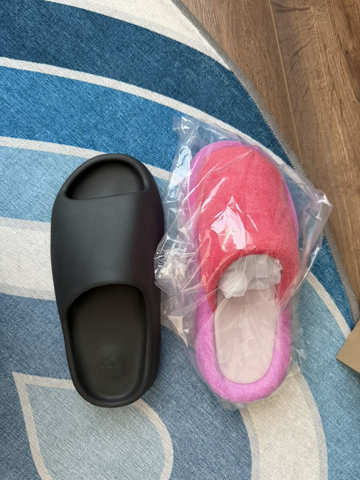 SKYLRK SKYLRK Rest Slipper Size US 7 / EU 40 - 11 Thumbnail