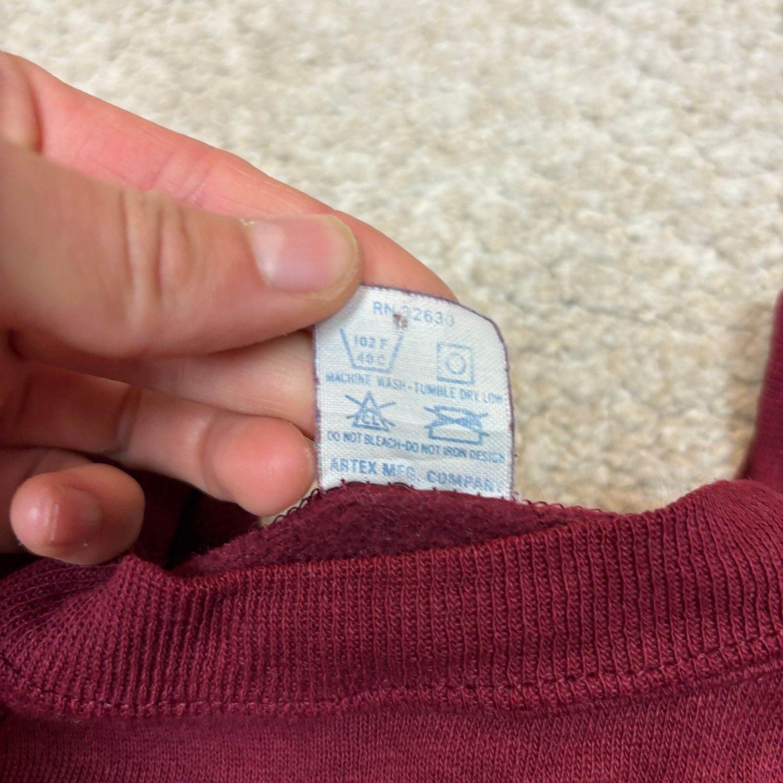 Vintage Vintage 80s Cambridge University Crest Sweatshirt Men's M Size US M / EU 48-50 / 2 - 5 Thumbnail