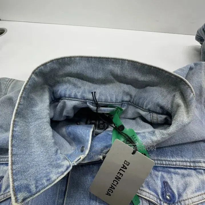 Balenciaga Balenciaga Vintage Denim Jacket with BB Embroidery. Size US L / EU 52-54 / 3 - 5 Thumbnail