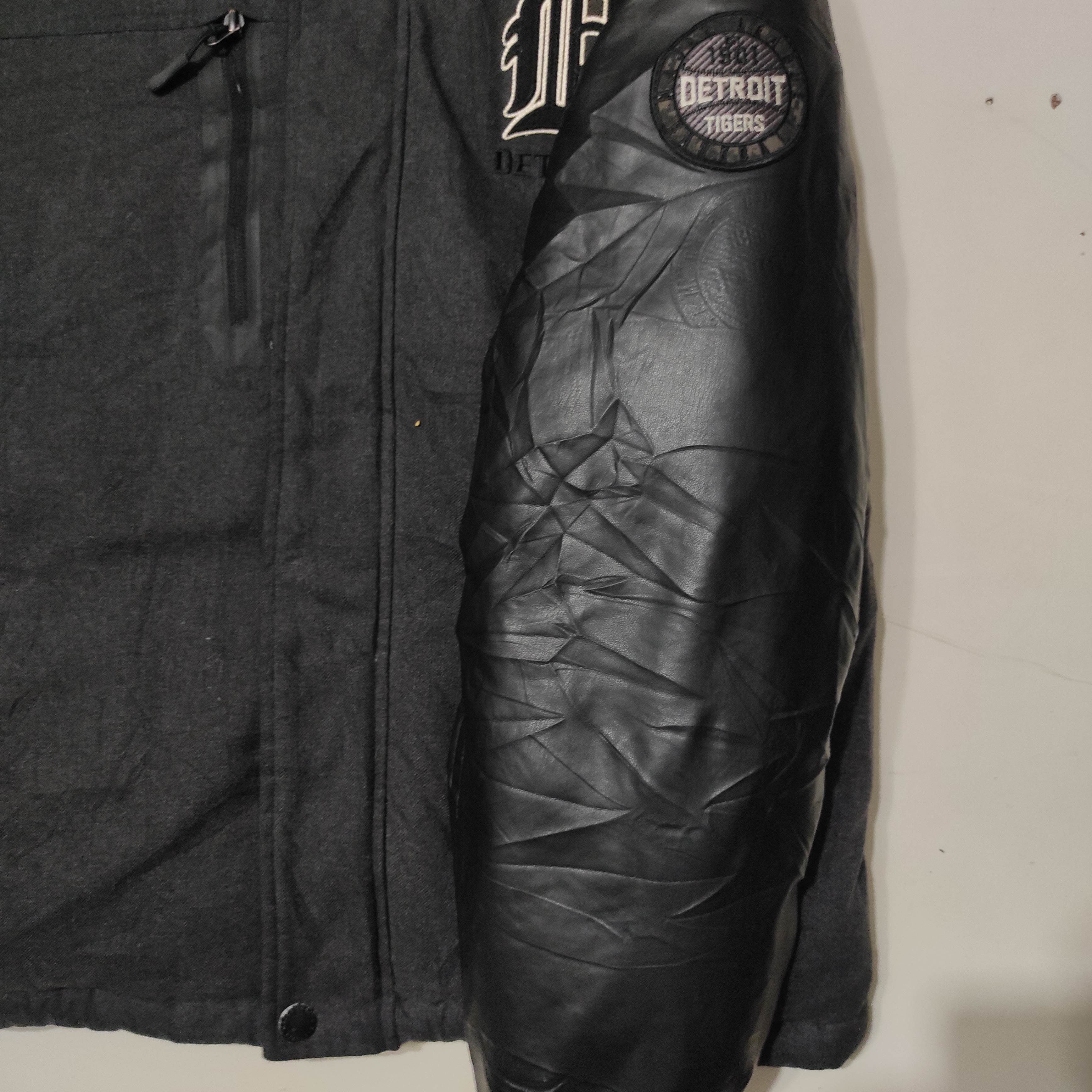 MLB MLB Tigers Detroit Varsity Puffer Hoodie Jacket Size US M / EU 48-50 / 2 - 5 Thumbnail