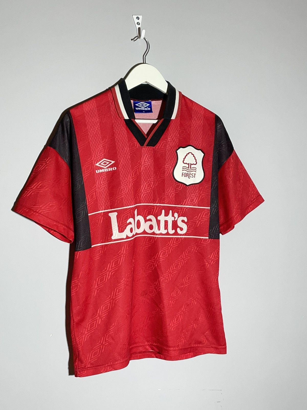 Umbro × Vintage Nottingham Forest Umbro 1994/95 Vintage Football Shirt Size US M / EU 48-50 / 2 - 2 Thumbnail