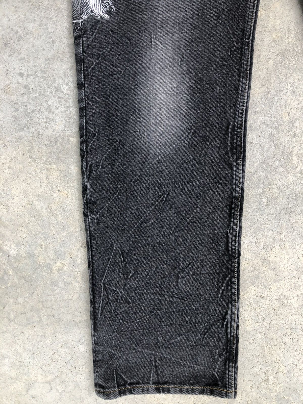 Karakuri Tamashii Karakuri Tamashii Embroidered Jeans Distressed Multipocket Size US 37 - 6 Thumbnail