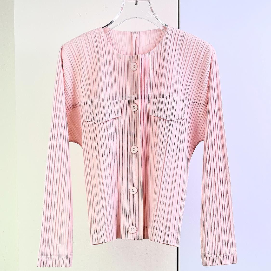 Pleats Please Issey Miyake PLEATS PLEASE ISSEY MIYAKE Pink Pleated Button Up Jacket Siz Size M / US 6-8 / IT 42-44 - 1 Thumbnail