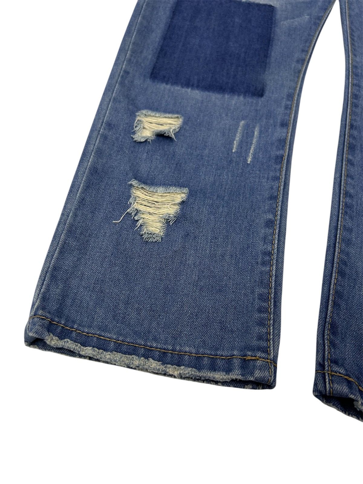 Japanese Brand × Vintage Vintage Japanese Ripped Denim Patches Style Jeans Size US 31 - 7 Thumbnail