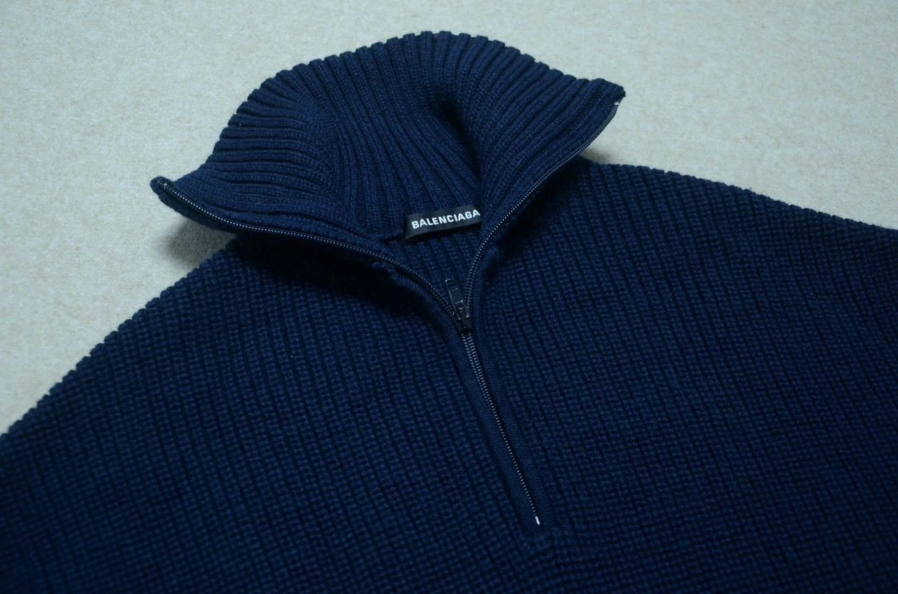 Balenciaga Balenciaga Oversized Destroyed Long Knit Coat Unisex XS Size US XS / EU 42 / 0 - 2 Thumbnail