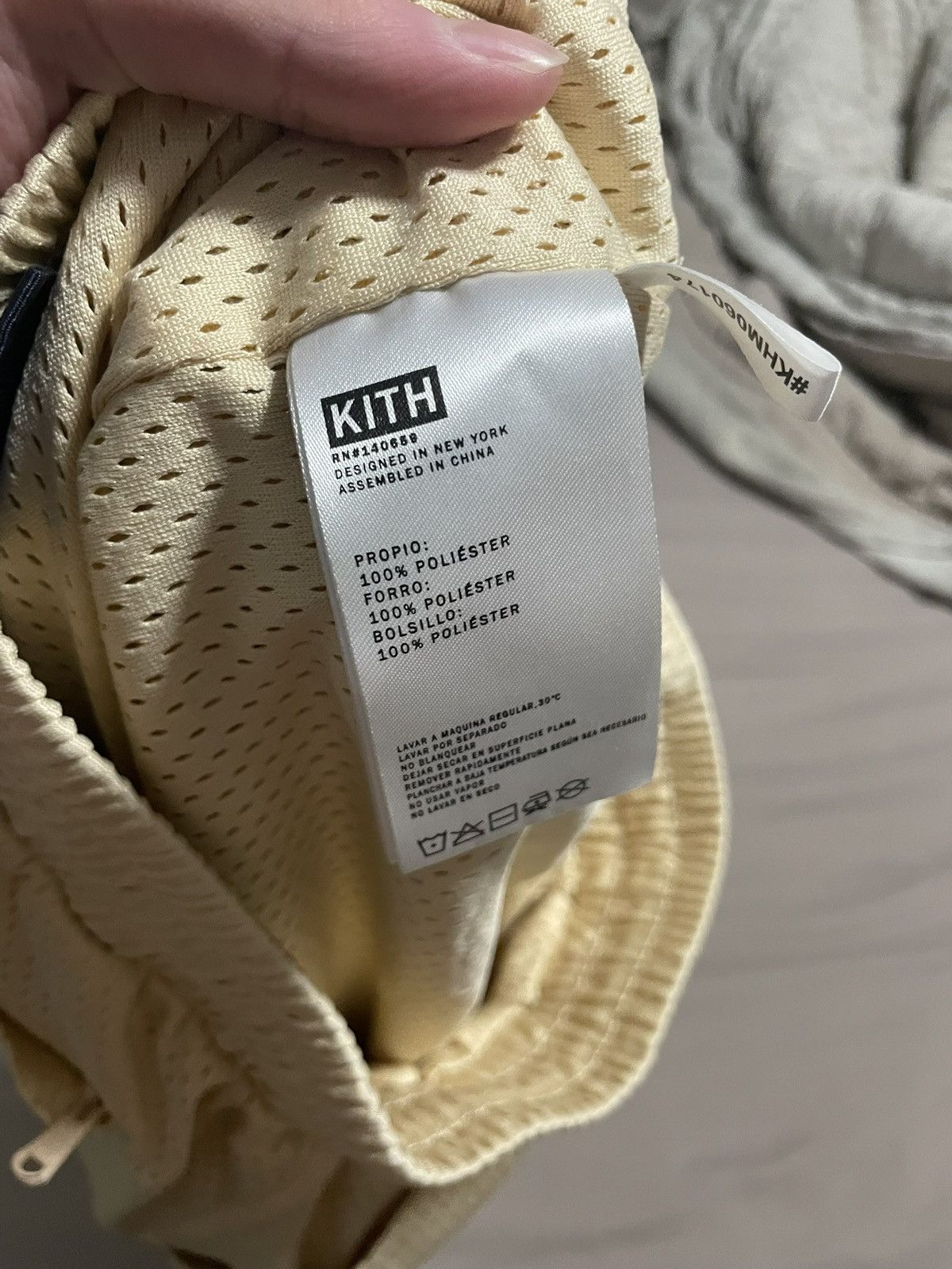 Kith Kith mesh logo shorts Size US 32 / EU 48 - 8 Thumbnail