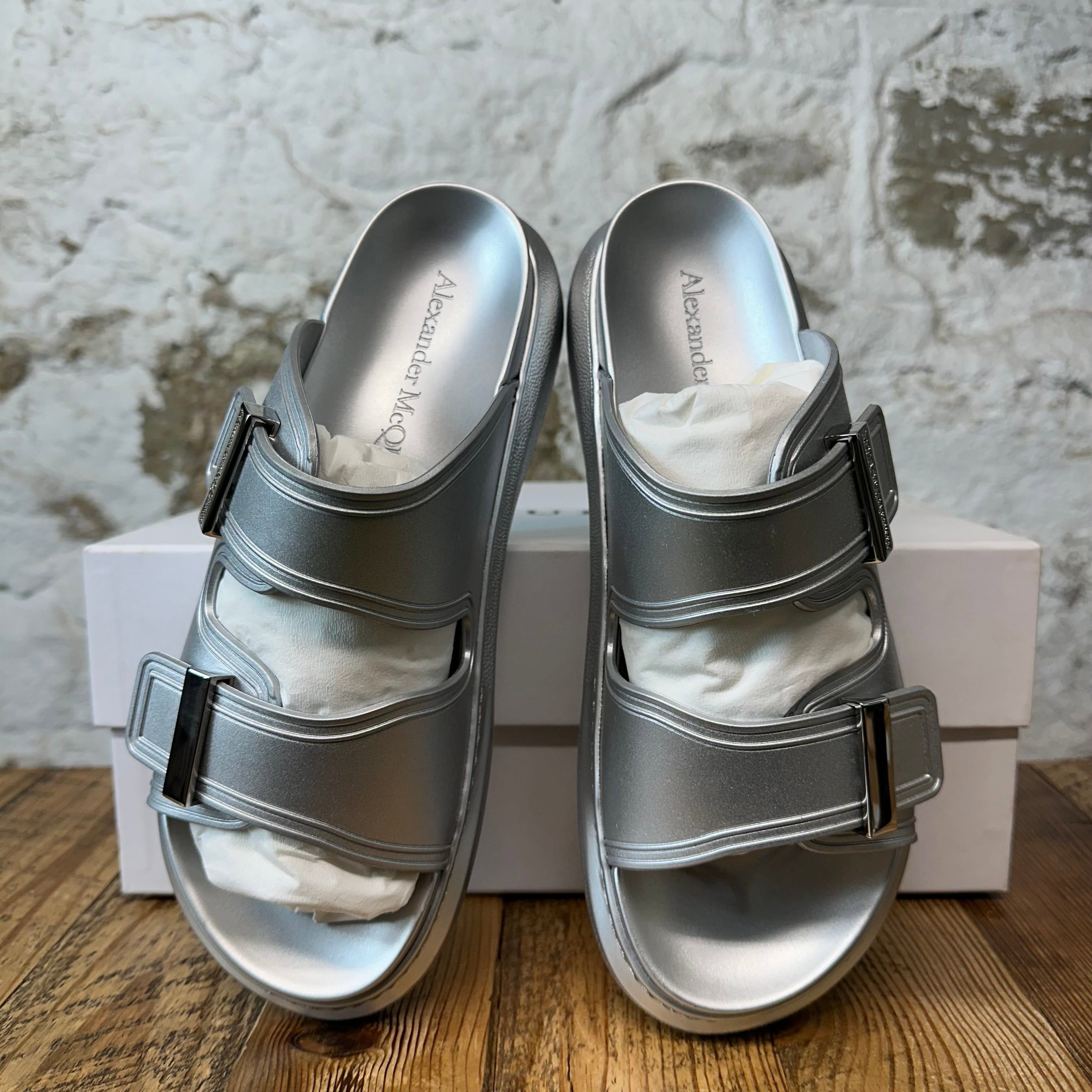 Alexander McQueen Alexander McQueen Silver Hybrid Slide Sz 7 (40) DS Size US 7 / EU 40 - 3 Thumbnail