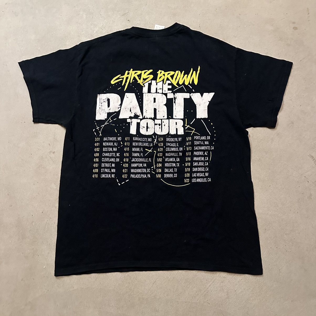 Band Tees Chris Brown The Party Tour Rap Tee Shirt Size M Size US M / EU 48-50 / 2 - 4 Thumbnail