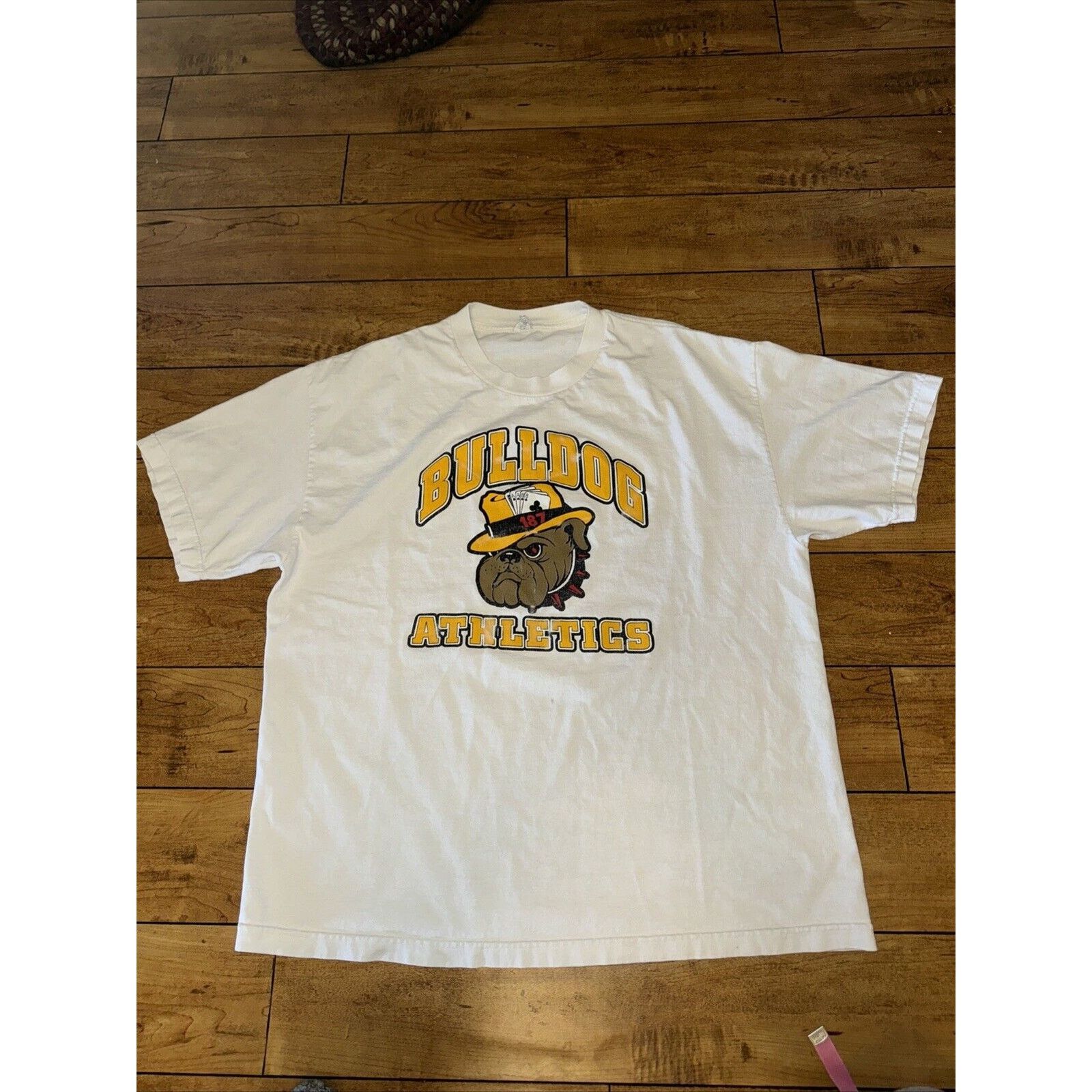 Vintage Vintage Y2K Bulldog Athletics T-Shirt White XL 23.5x28 Size US XL / EU 56 / 4 - 1 Thumbnail