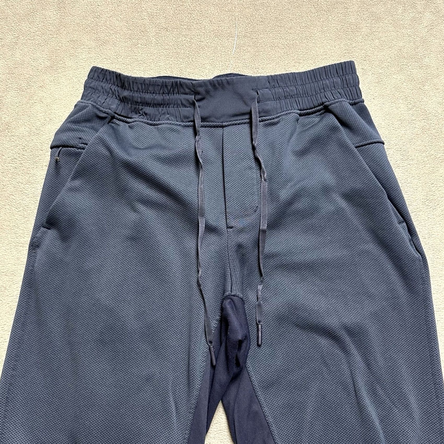 Lululemon Lululemon Pants Mens Small Navy Blue Grid Tech Drawstring Jogger Active LM5577S Size US 29 - 3 Thumbnail