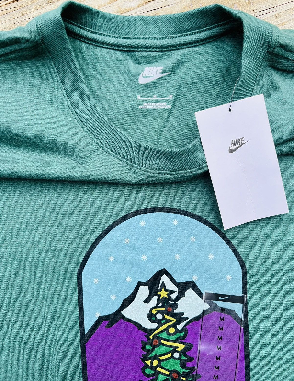 Holiday Brand × Nike NIKE CHRISTMAS TREE TEE (New) Size US M / EU 48-50 / 2 - 6 Thumbnail