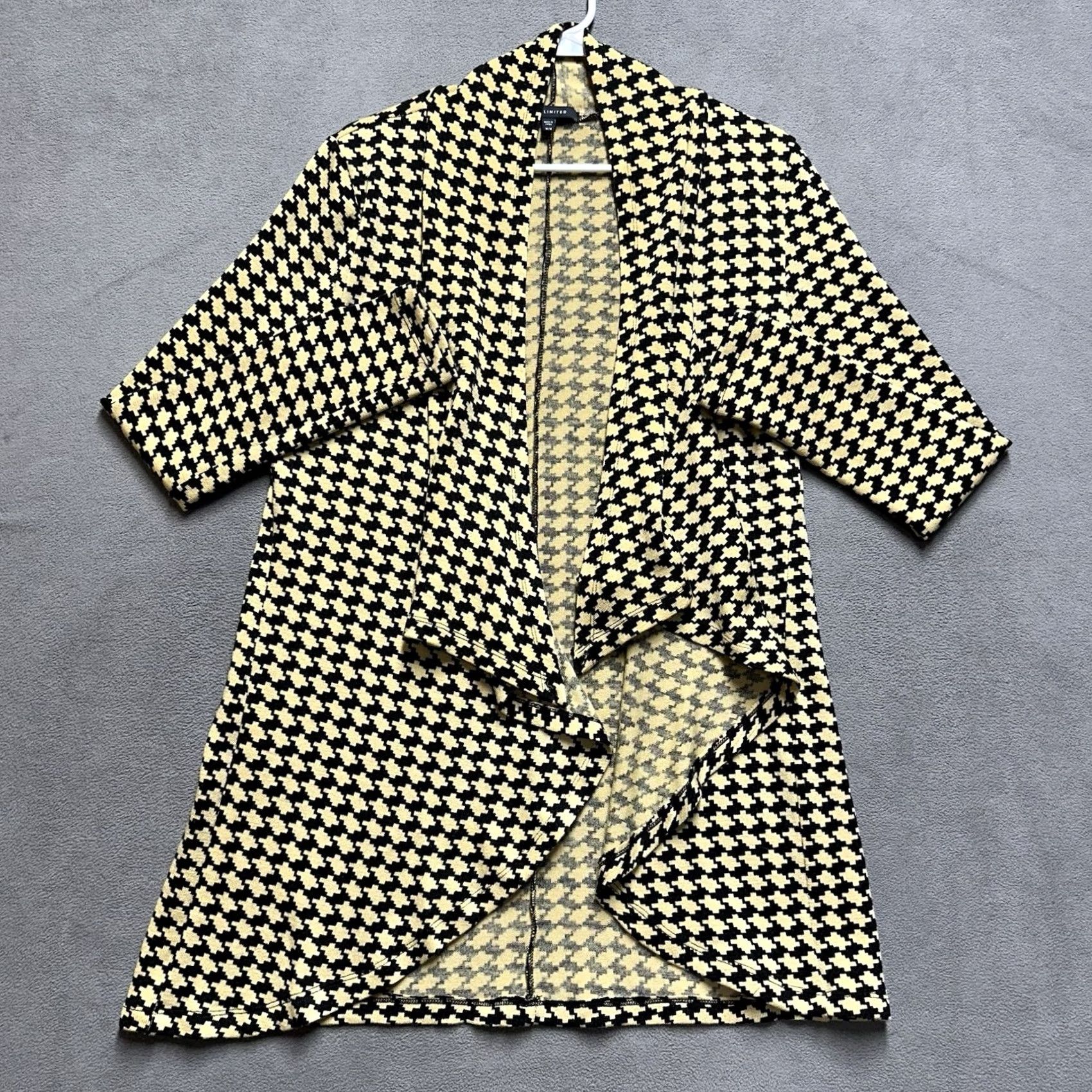 Vintage The Limited Sweater Womens M Beige Cardigan Black Houndstooth Geometric FUC Size M / US 6-8 / IT 42-44 - 2 Thumbnail